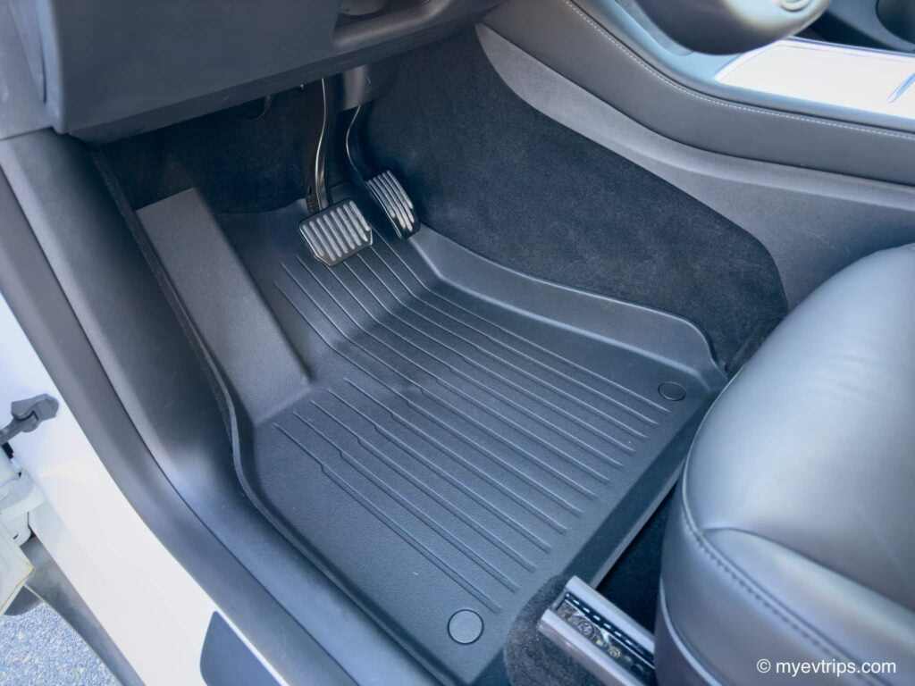 Tesla Model Y Floor Mats and What Actually Matters When You Buy?