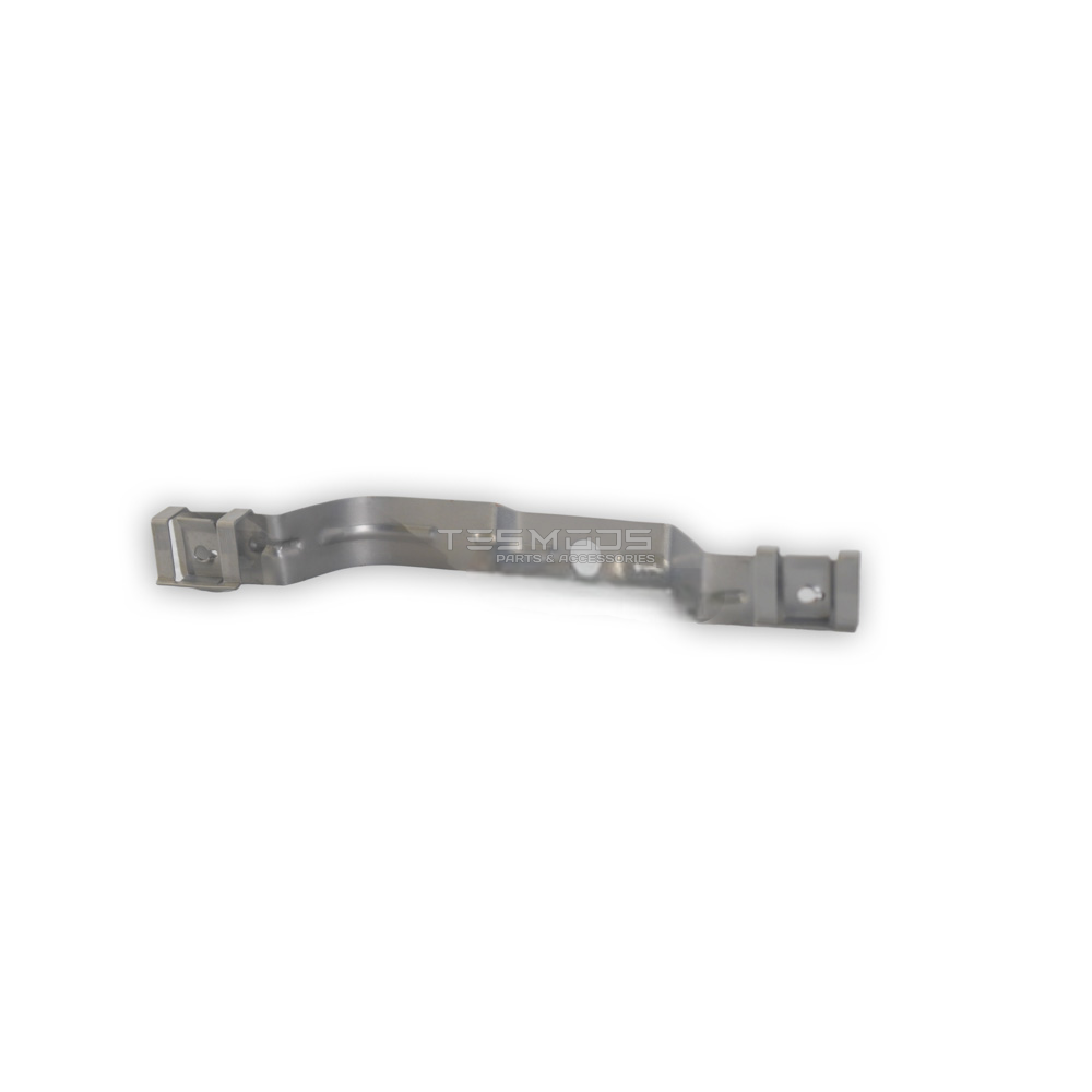 BRKT – FASCIA FRT CTR TO FDR LEFT HAND - Model 3