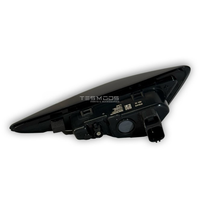 LAMP ASSEMBLY – SIDE REPEATER CAMERA – LEFT HAND - Model 3, Model Y
