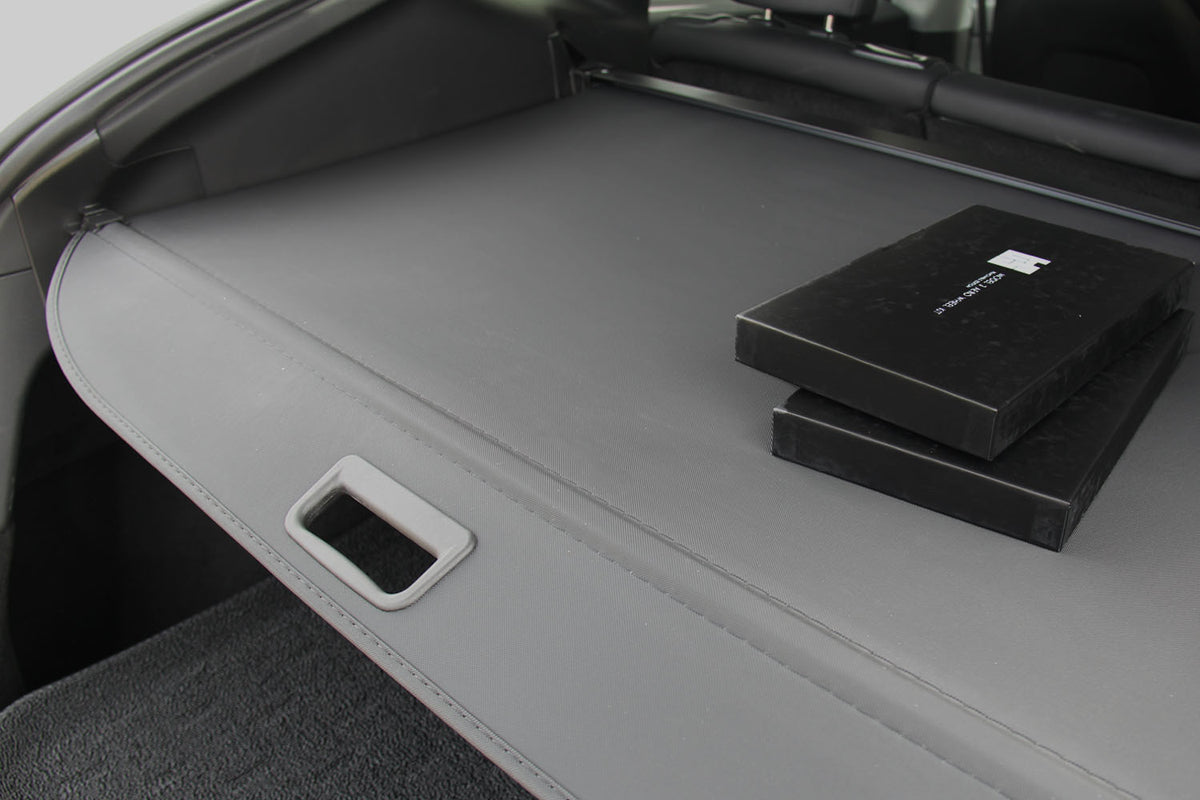 Model Y Cargo Screen – Retractable