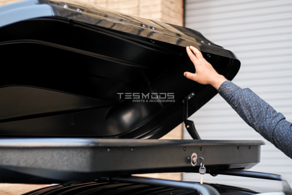 Model 3 Rooftop Cargo Box