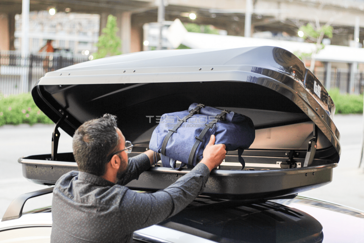 Model 3 Rooftop Cargo Box