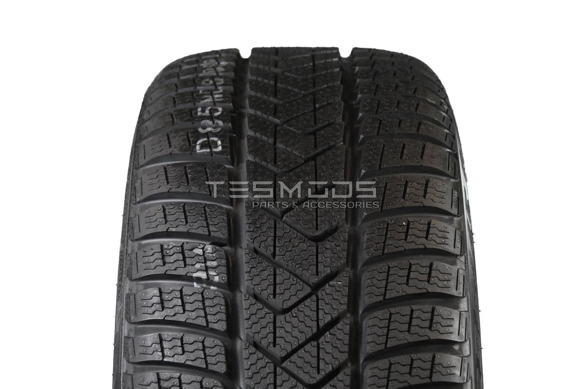 Model 3 Winter Tires Package – OEM 18″ Photon with Pirelli