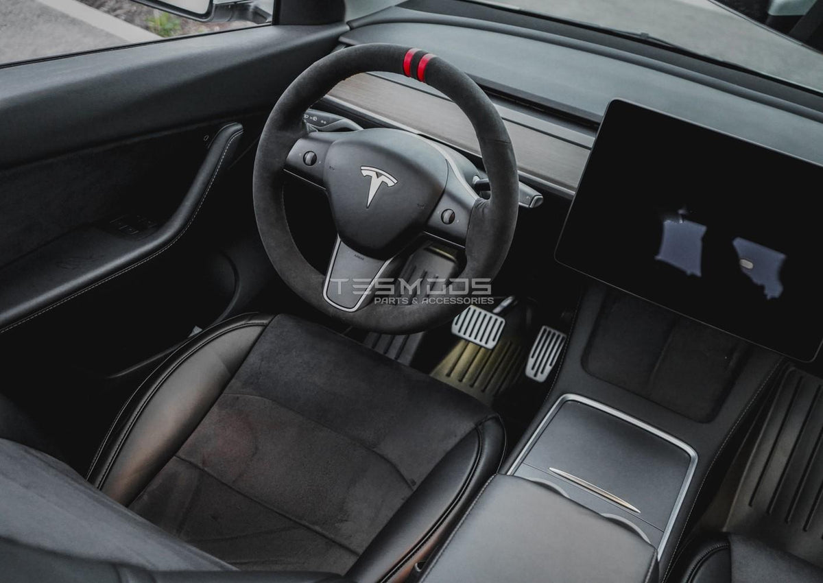 Model Y Steering Wheel Cover – Hand Stitch – Black Suede