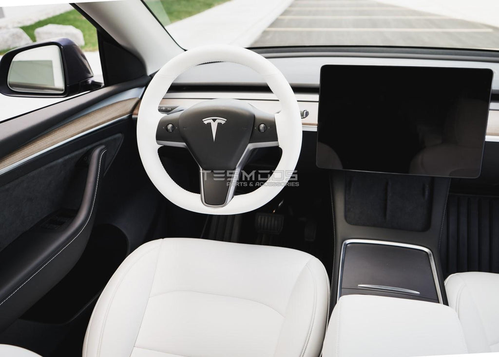 Model 3 Steering Wheel Cover – Hand Stitch – Dove White