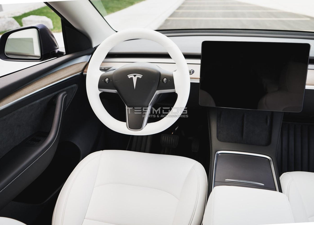 Model 3 Steering Wheel Cover – Hand Stitch – Dove White