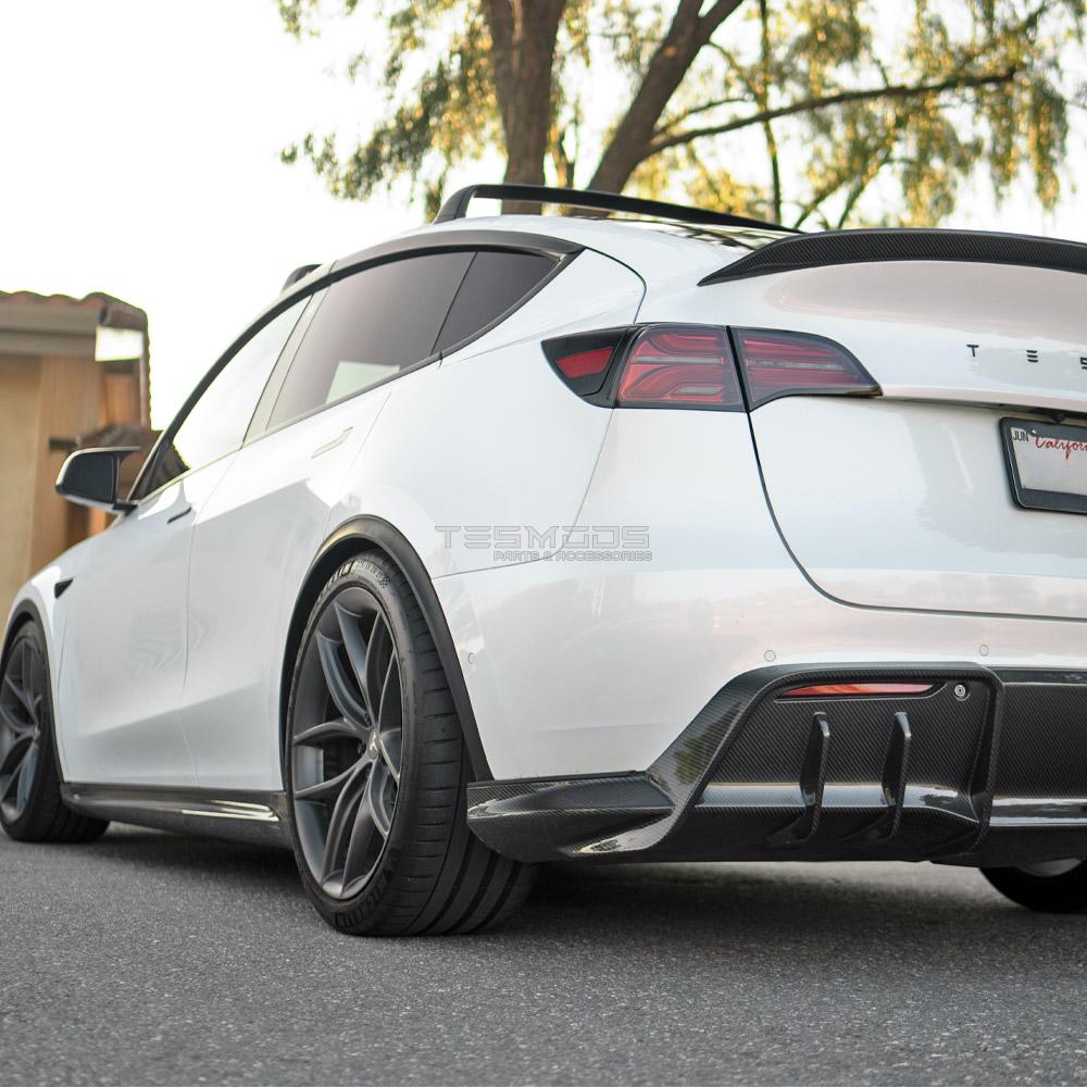 Model Y Performance Body Kit – Genuine Carbon Fiber