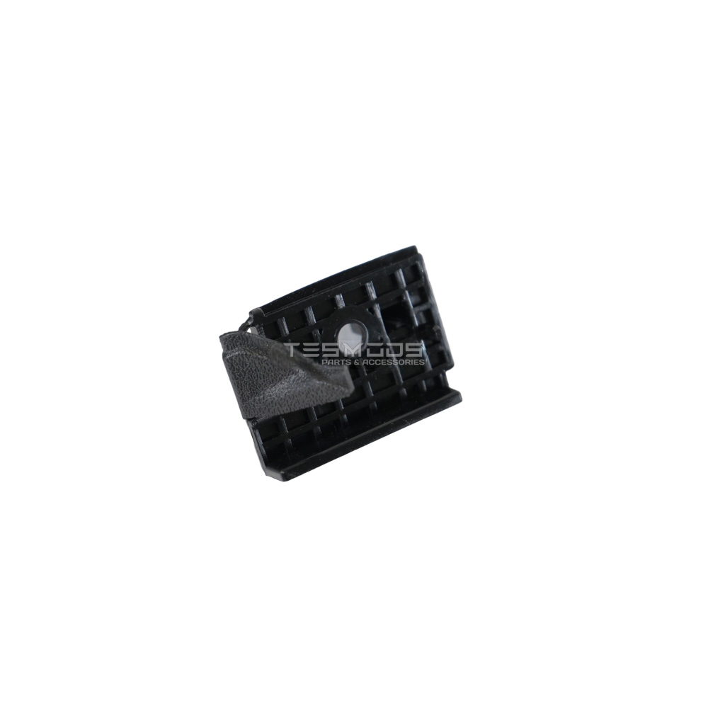 BRACKET – FASCIA FRT CTR TO FDR RH