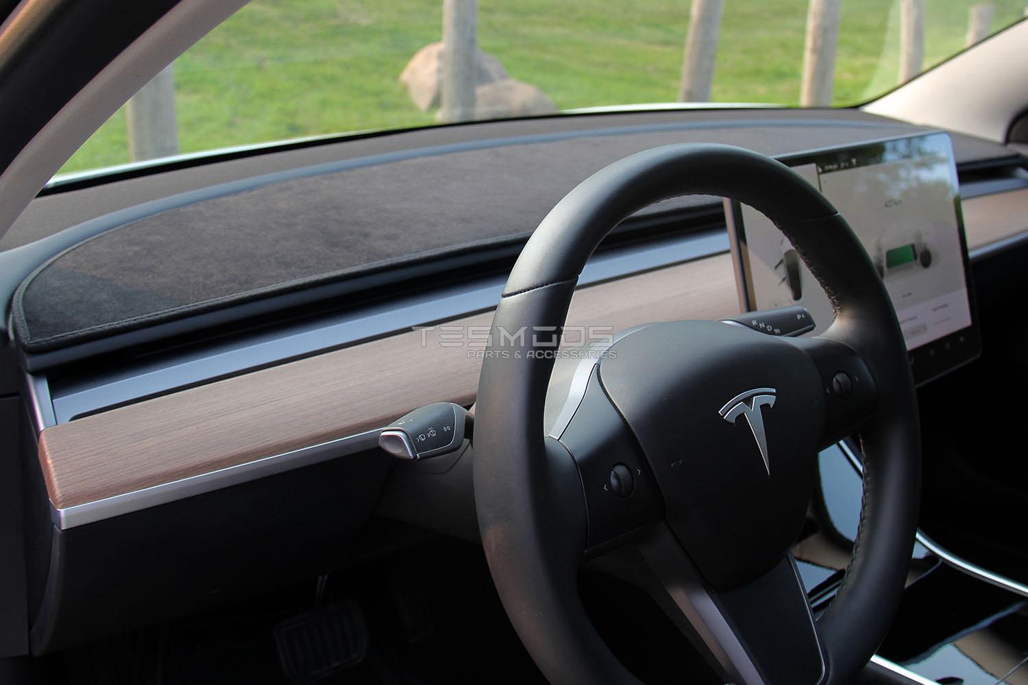 Model Y Anti-Glare Dash Mat
