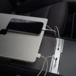 Model Y USB Inline Bar (2025+)