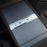 Model Y USB Inline Bar (2025+)