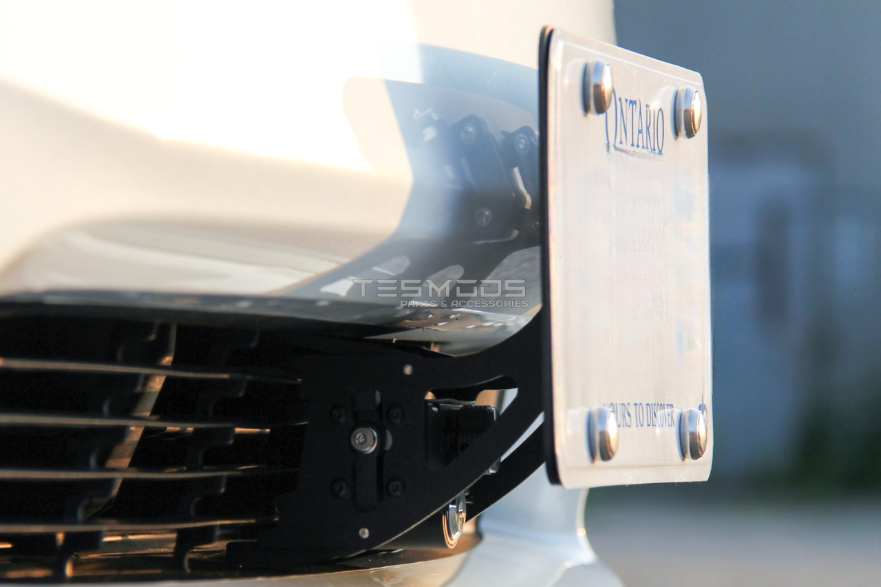 Model Y Performance Plate Holder