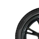 Model Y Winter Tires Package – 19″ Gemini Black with Pirelli