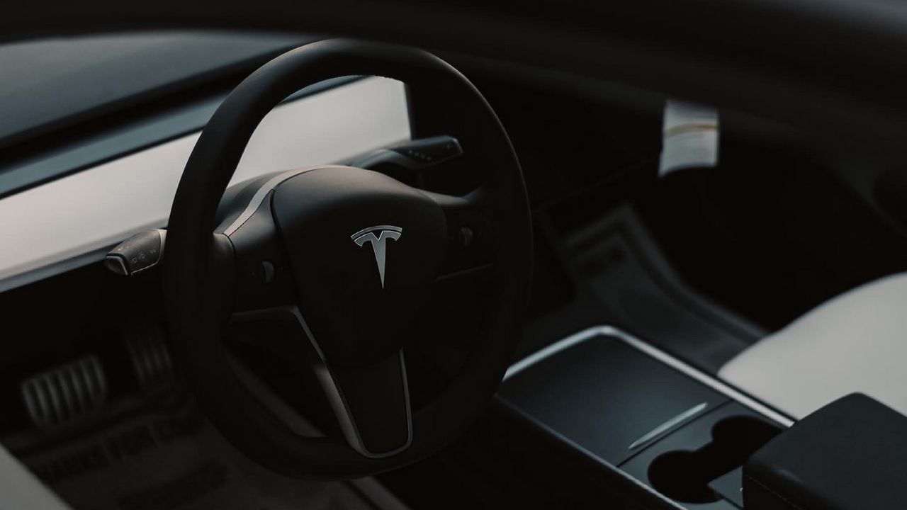 Tesla Steering Wheel